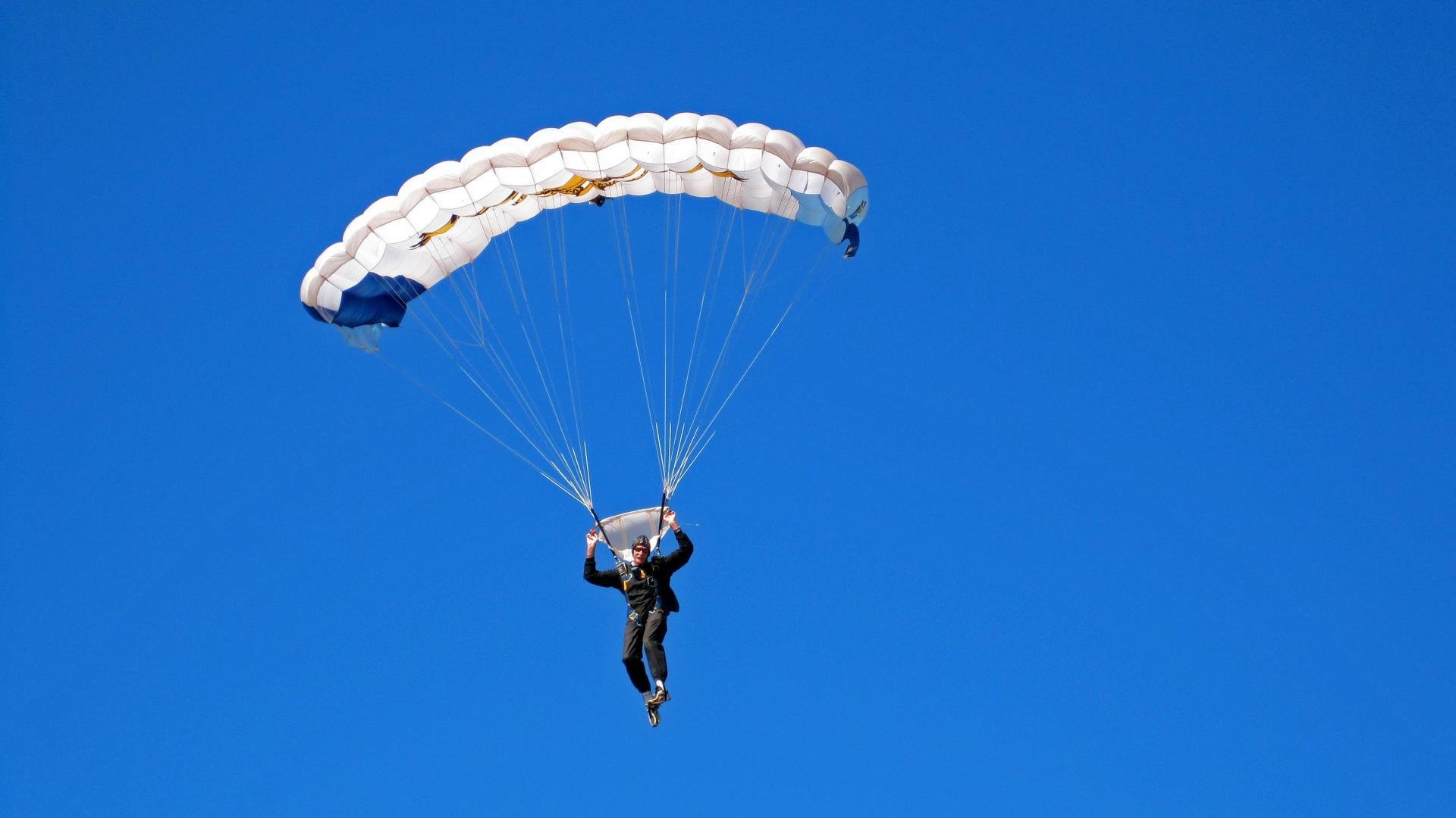 _田径运动科学研究：提升运动表现的最新技术_，田径训练是提升哪些